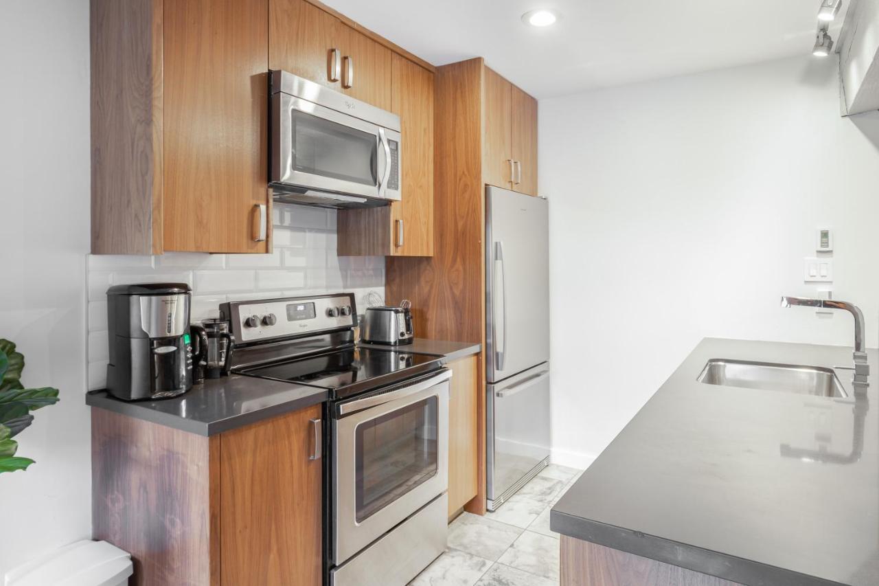 Updated Whistler Creek Studio With Parking Esterno foto
